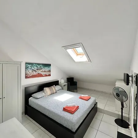 Apartment Pool View 2 Bed Duplex In Castle Harbourc204 *