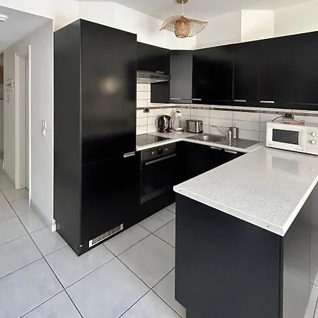Pool View 2 Bed Duplex In Castle Harbourc204 Apartment