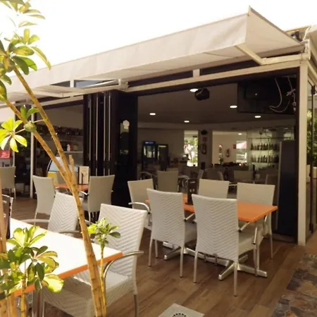 Pool View 2 Bed Duplex In Castle Harbourc204 Apartment Los Cristianos (Tenerife)